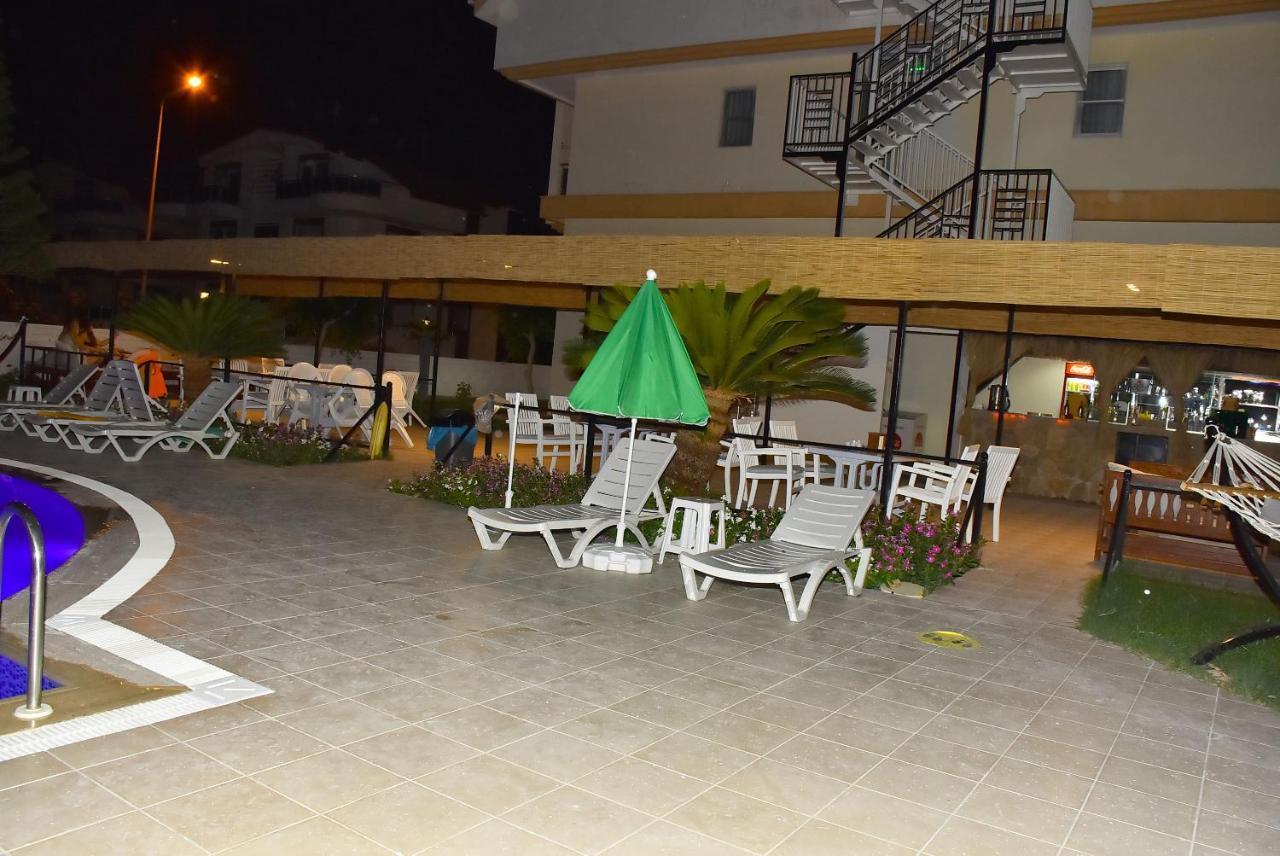 Nora Suit Hotel Side Exterior photo